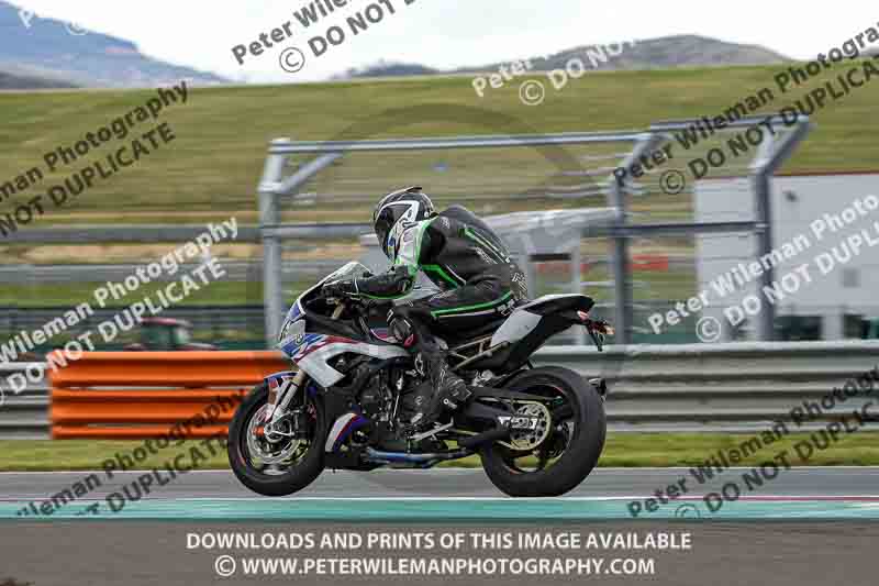 cadwell no limits trackday;cadwell park;cadwell park photographs;cadwell trackday photographs;enduro digital images;event digital images;eventdigitalimages;navarra;no limits trackdays;peter wileman photography;racing digital images;trackday digital images;trackday photos